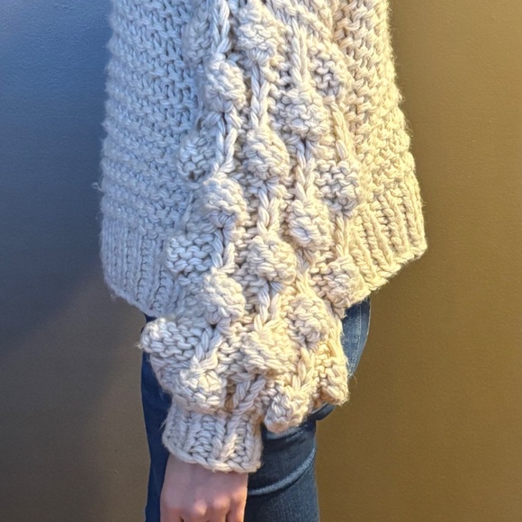 Sage sweater - Small - Picture 2 of 7